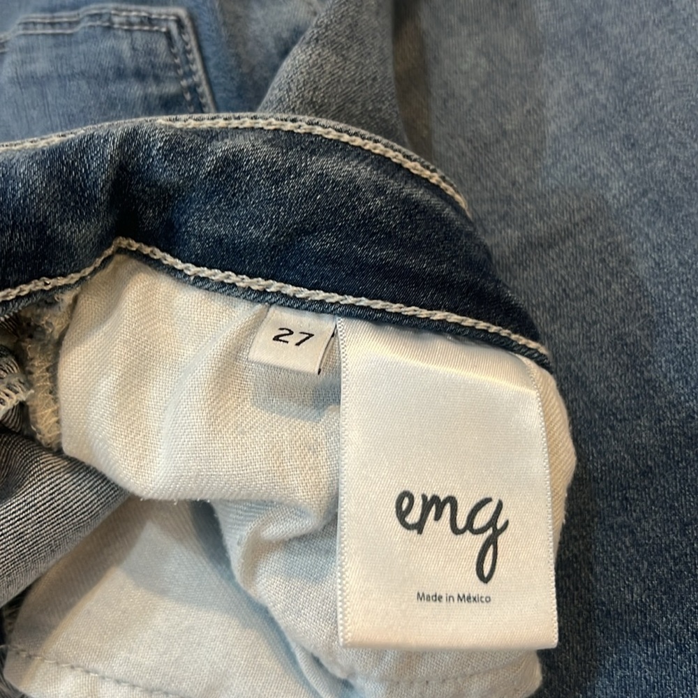 Jeans - Picture 3 of 4